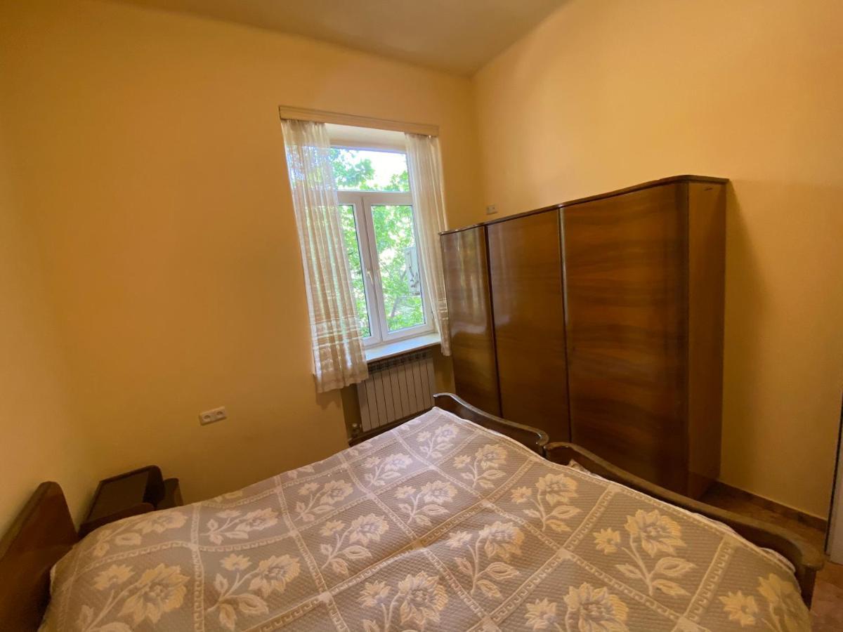 Agora Arcs Apartment Erevan Esterno foto