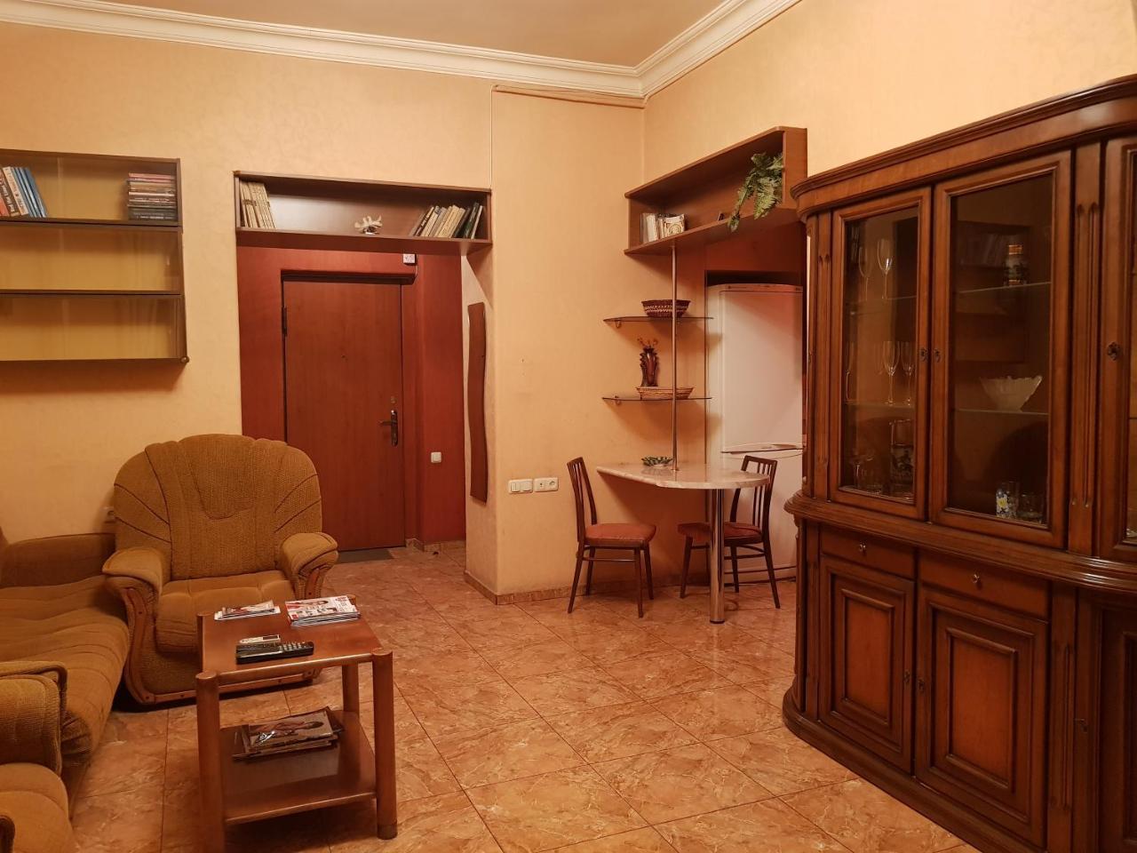 Agora Arcs Apartment Erevan Esterno foto